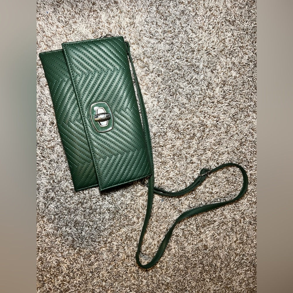 Leather hunter green cross body